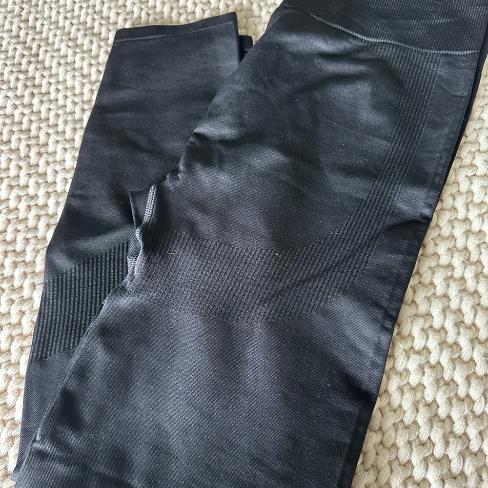 PINK Victoria's Secret Black Leggings